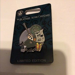 Disney Nightmare before Christmas Mayor Pin